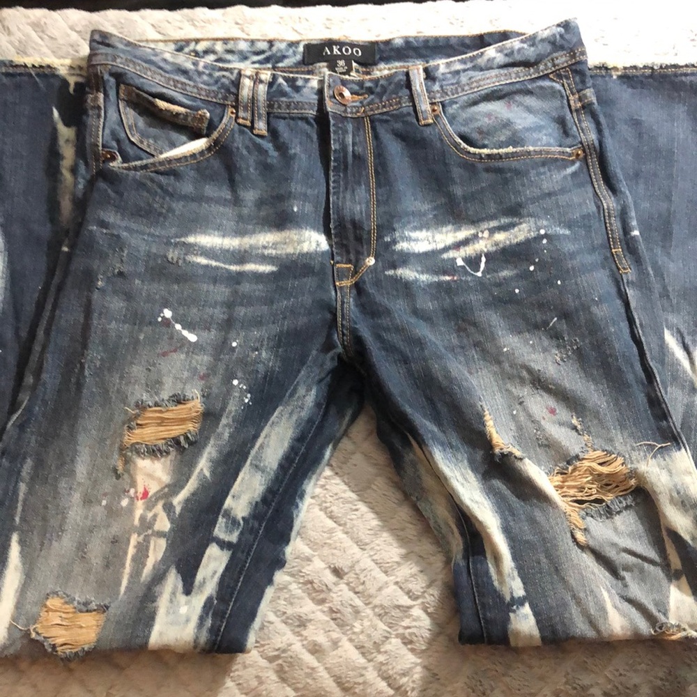 Akoo Jeans